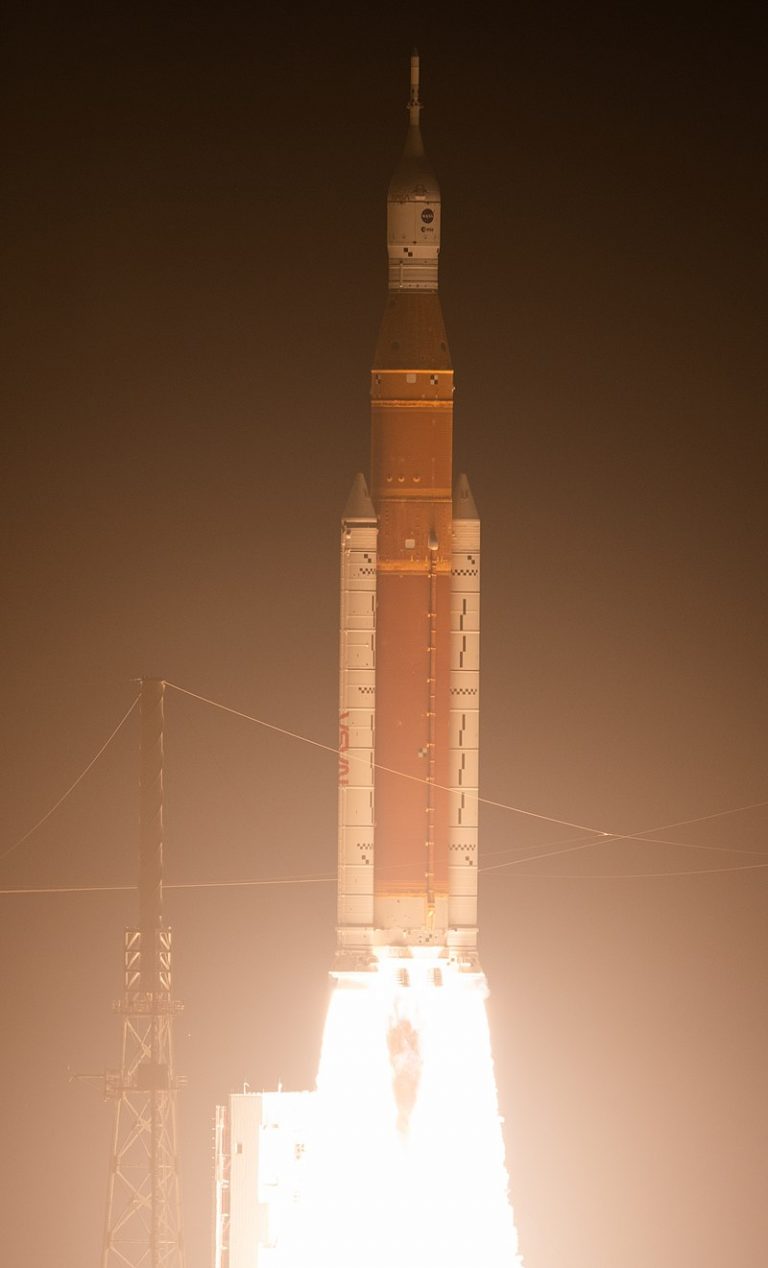 N° 61–2022: Forward To The Moon: Lunar Mission Artemis I Begins