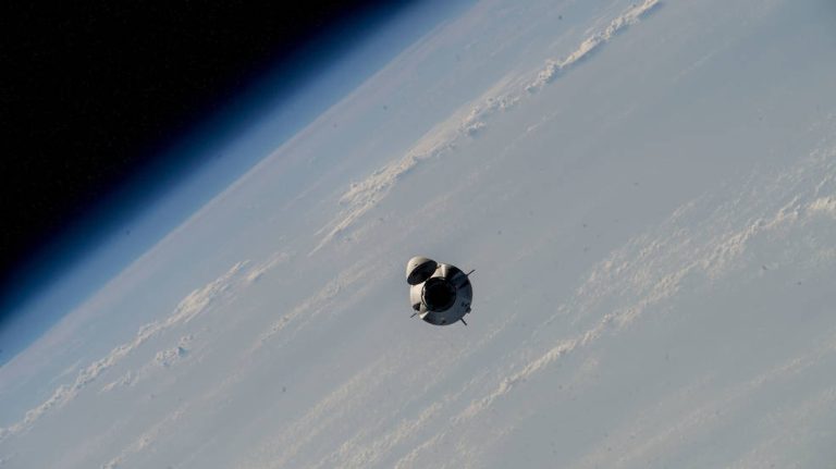 NASA Sets Coverage For Dragon Port Relocation On Space Station