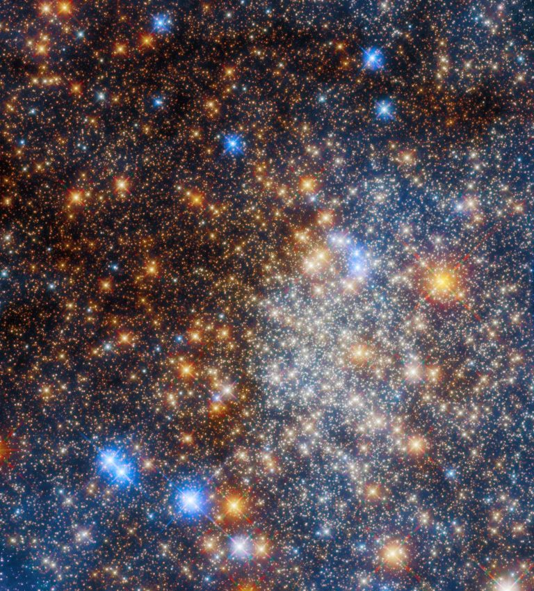 Hubble Sees Glittering Globular Cluster Embedded Inside Our Milky Way