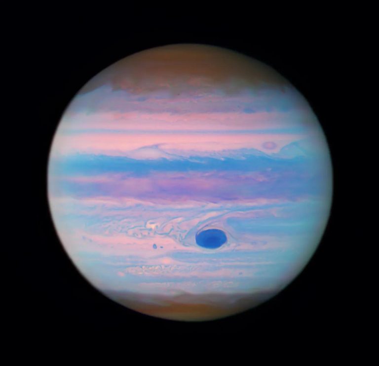 Hubble Provides Unique Ultraviolet View Of Jupiter